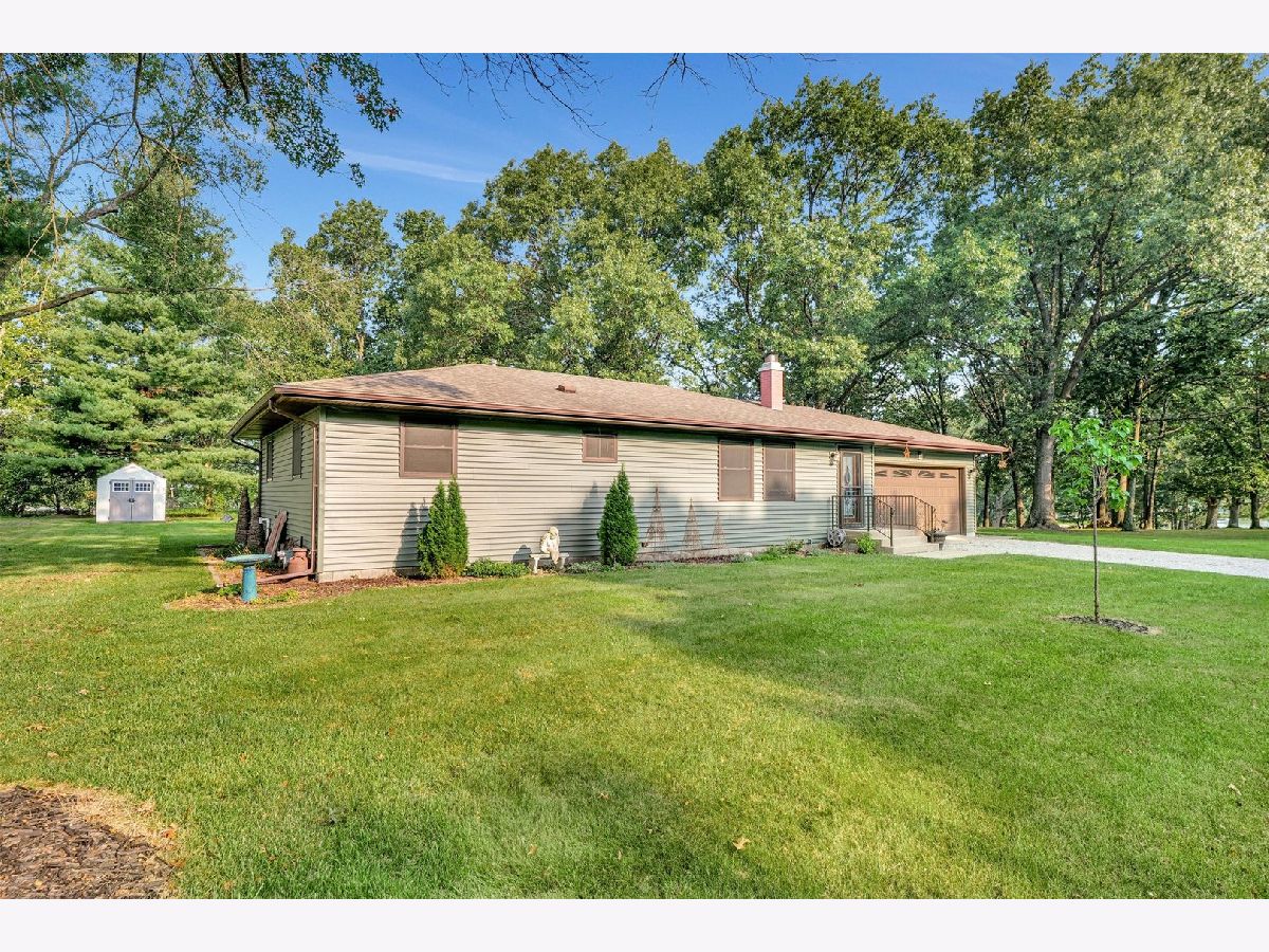 Homes Sold Lake Iroquois Loda Illinois, 105 Dakota