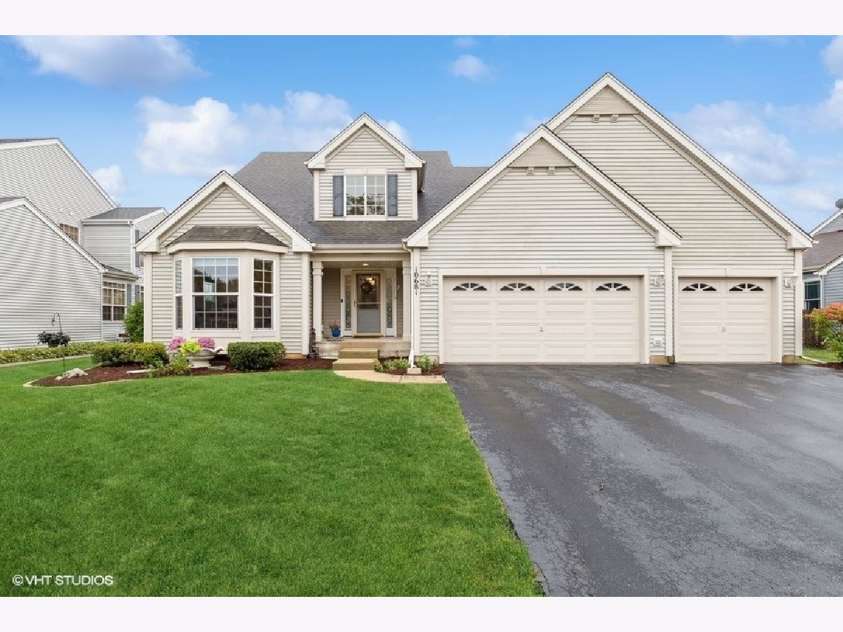 Homes Sold Georgian Place Huntley Illinois, 10681 Midwest