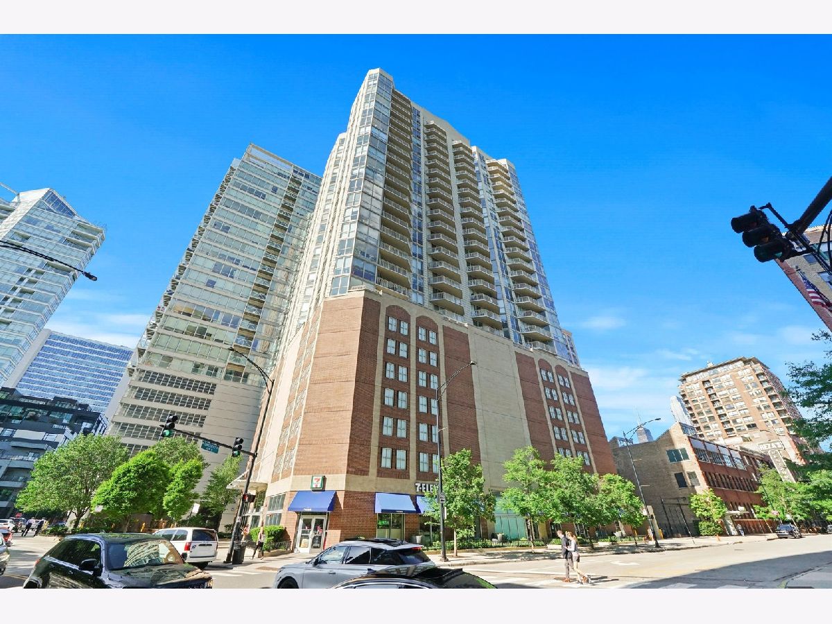 Condominiums Sold Admirals Pointe Chicago Illinois, 645 Kingsbury