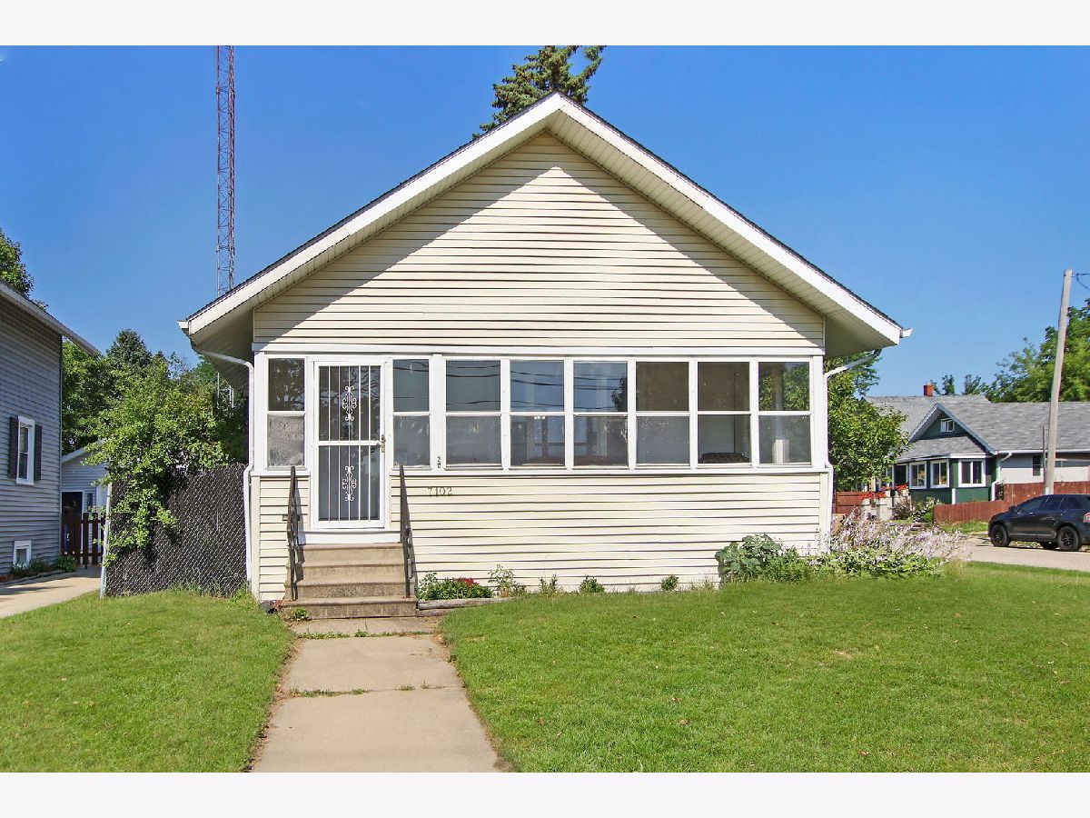  Sold Kenosha Wisconsin, 7102 14th