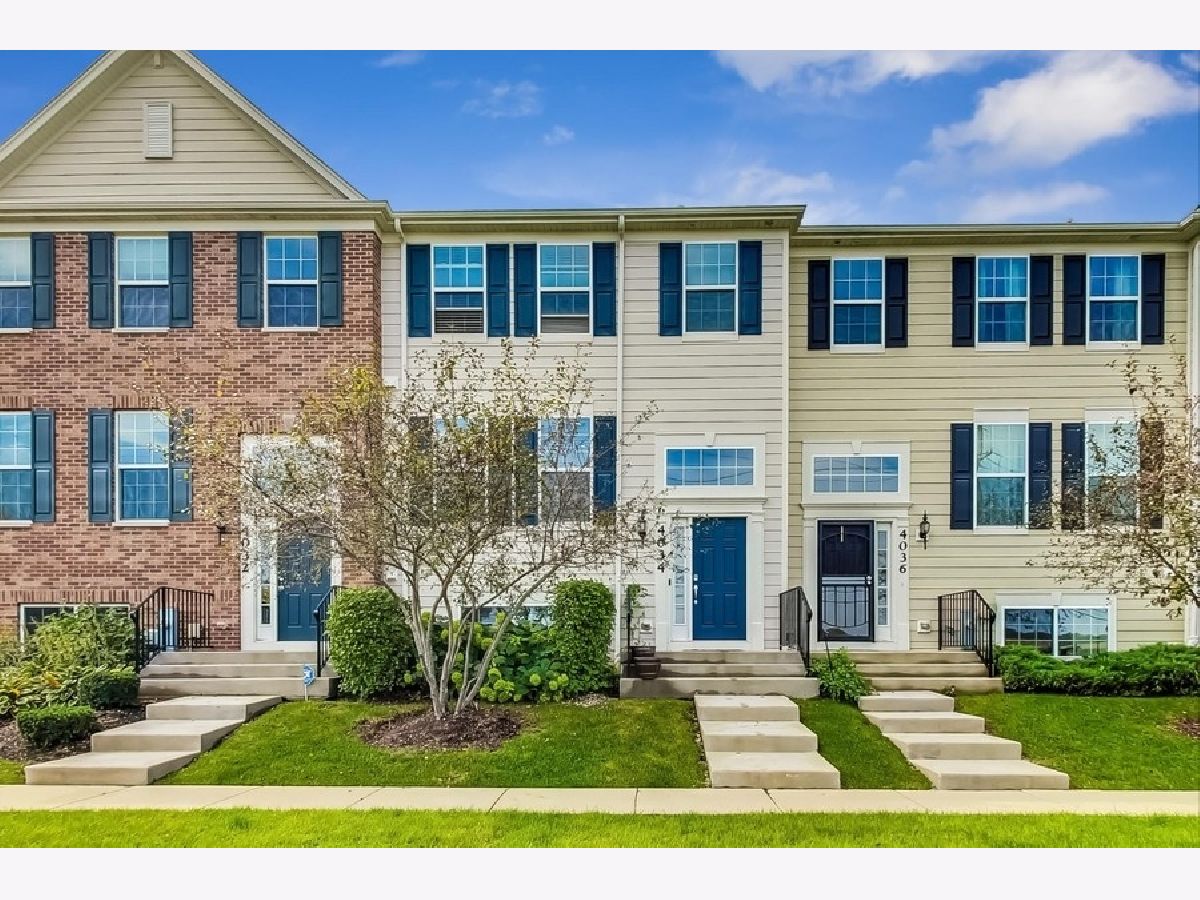 Homes & Townhomes Sold Cedar Grove Elgin Illinois, 4034 Pompton
