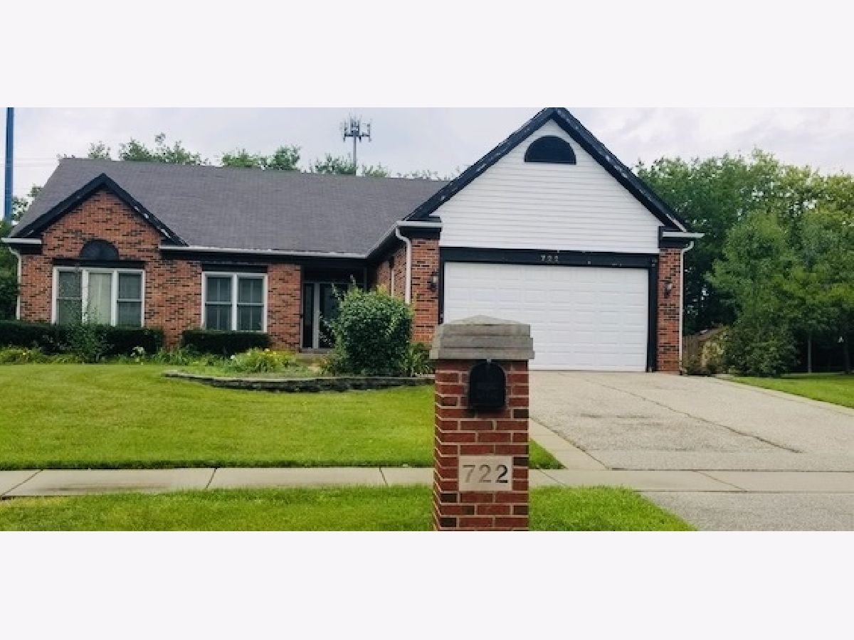Homes Sold Plumwood Estates Schaumburg Illinois, 722 Heatherstone
