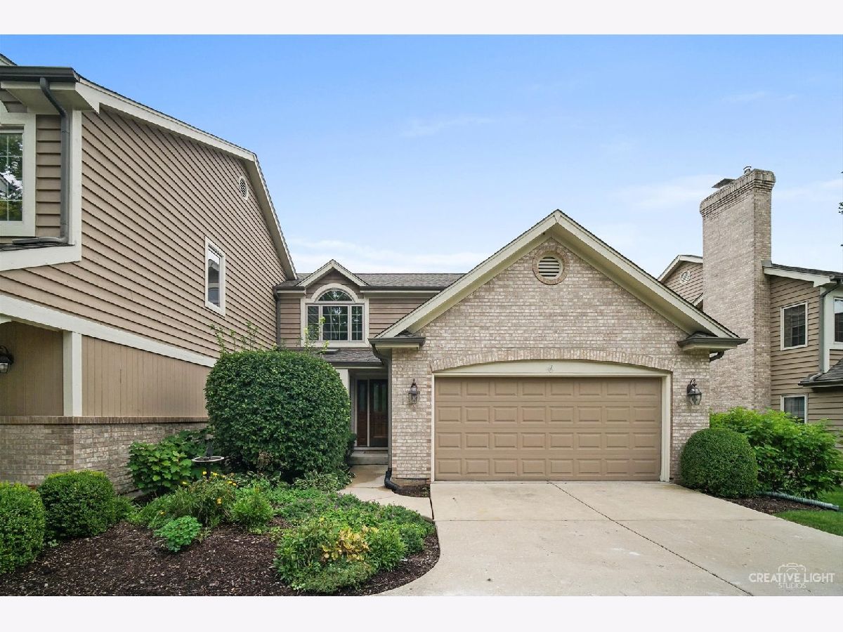 Homes & Townhomes & Condos Rented Stonebridge Aurora Illinois, 2767 Downing