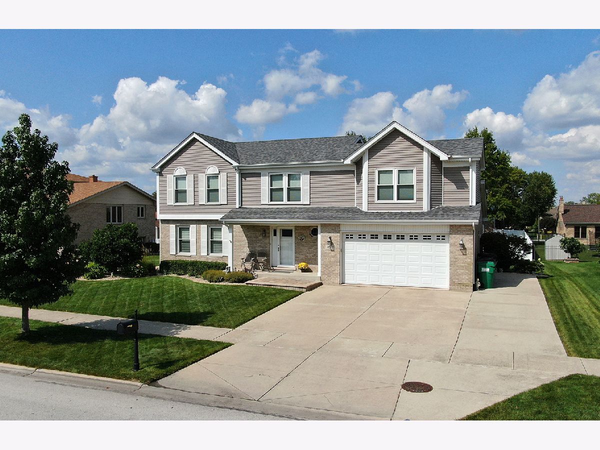 Homes Sold Fairfield Glen Tinley Park Illinois, 7542 Prestwick