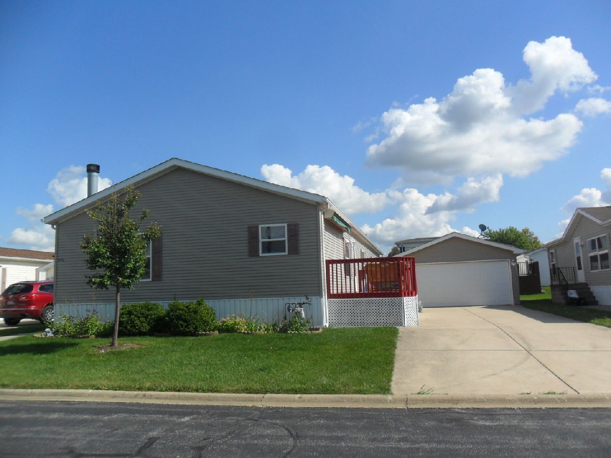 Subdivision Sold Oak Ridge Manteno Illinois, 896 Aspen
