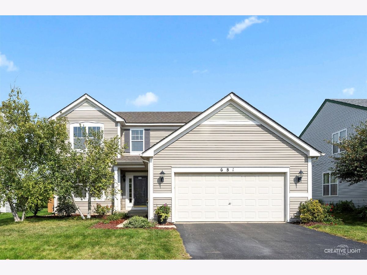 Homes & Townhomes & Condos Sold Chesterfield North Aurora Illinois, 681 Stewart
