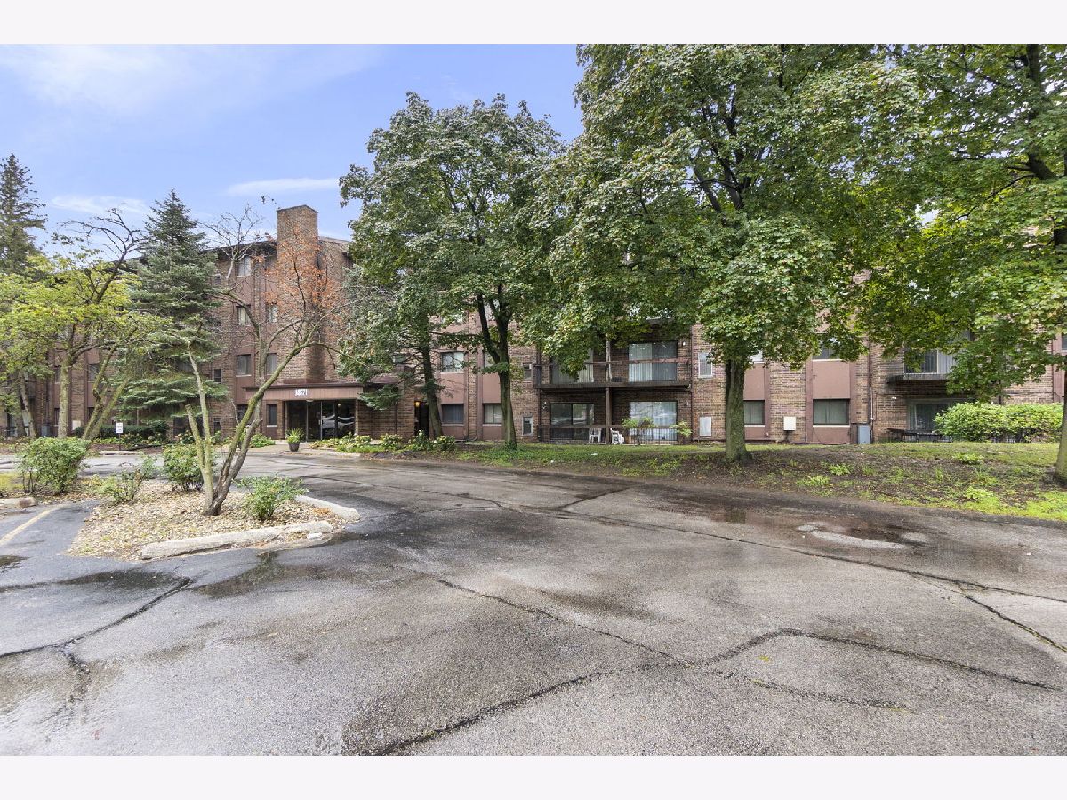 Condominiums Sold Fountain Crest Dolton Illinois, 14621 Greenwood