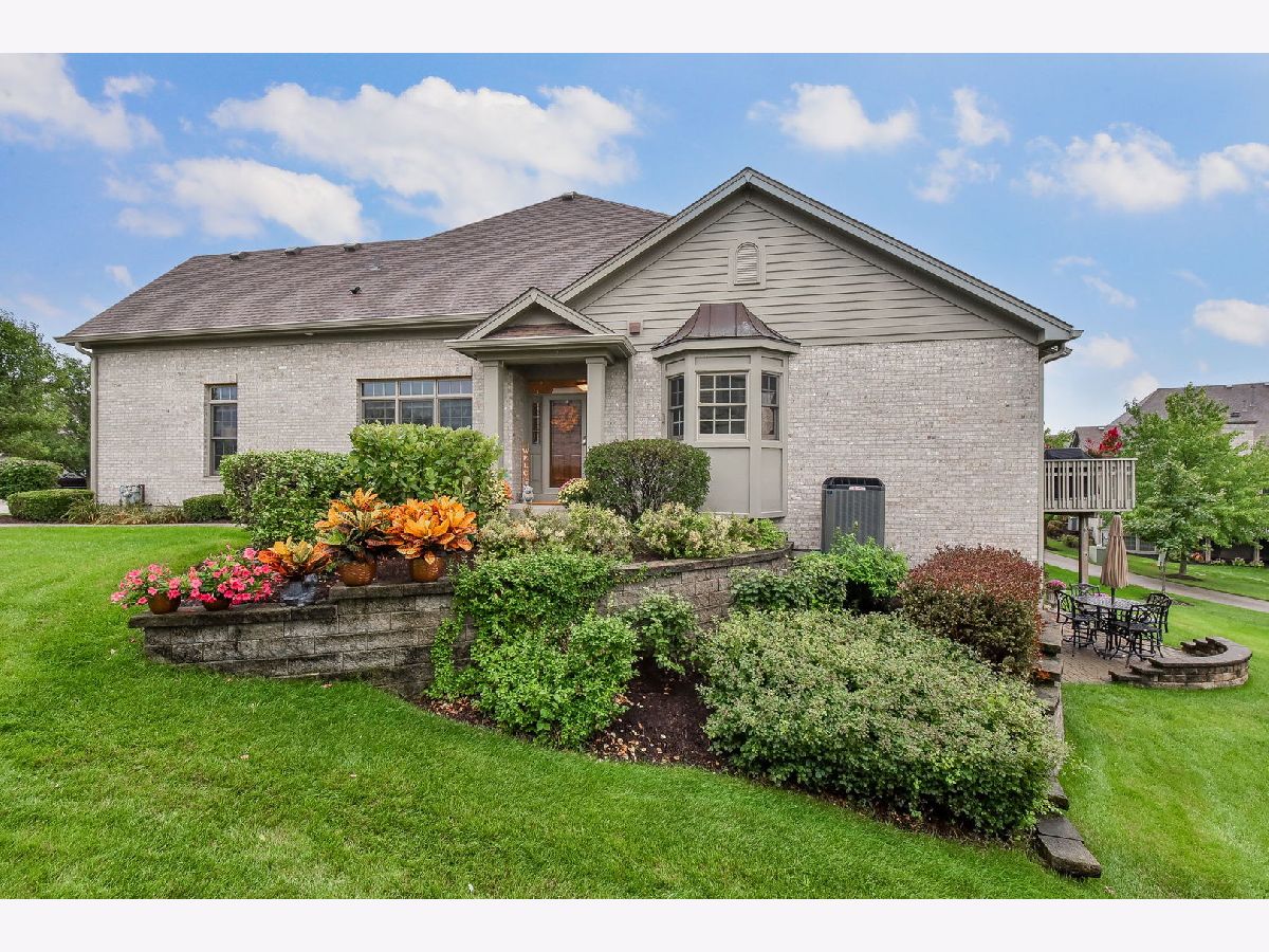 Townhomes & Homes Sold Prairie Ridge Geneva Illinois, 3709 Ridge Pointe