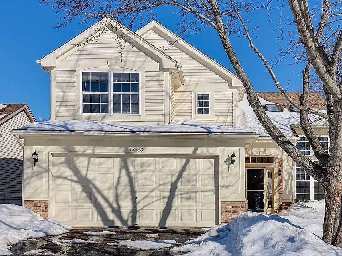 Homes & Townhomes Rented Cambridge Country North Mundelein Illinois, 1208 Darnell