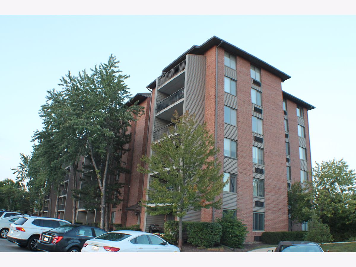 Condos & Townhomes Rented 12 Oaks At Schaumburg Schaumburg Illinois, 75 Kristin