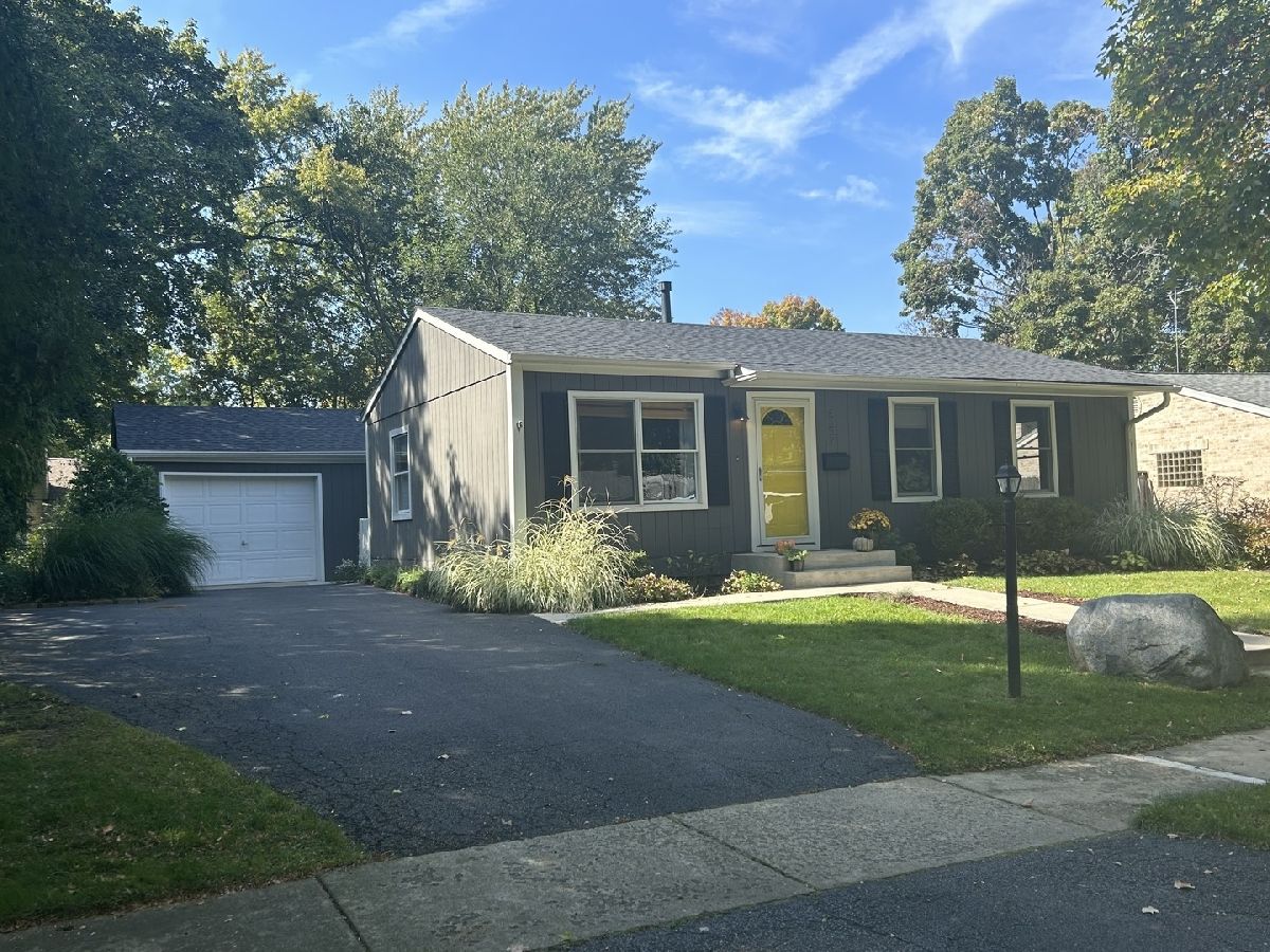 Homes Rented Ridgewood Geneva Illinois, 847 Valley