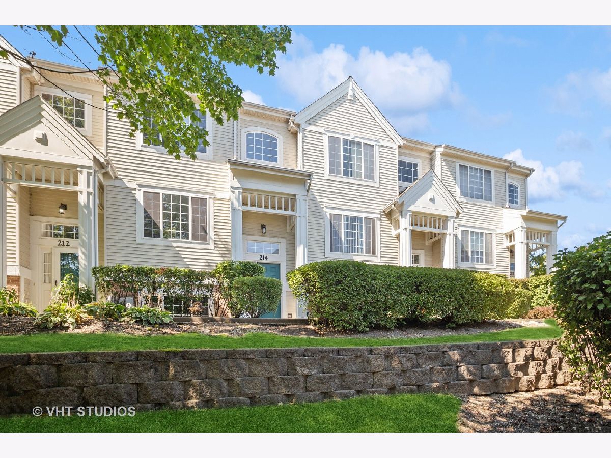 Townhomes & Condos & Homes Sold Polo Club Glendale Heights Illinois, 214 Polo Club