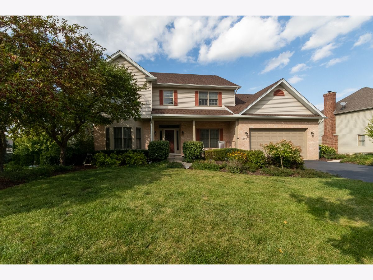 Homes Sold Normandy Estates Batavia Illinois, 1103 Schiedler