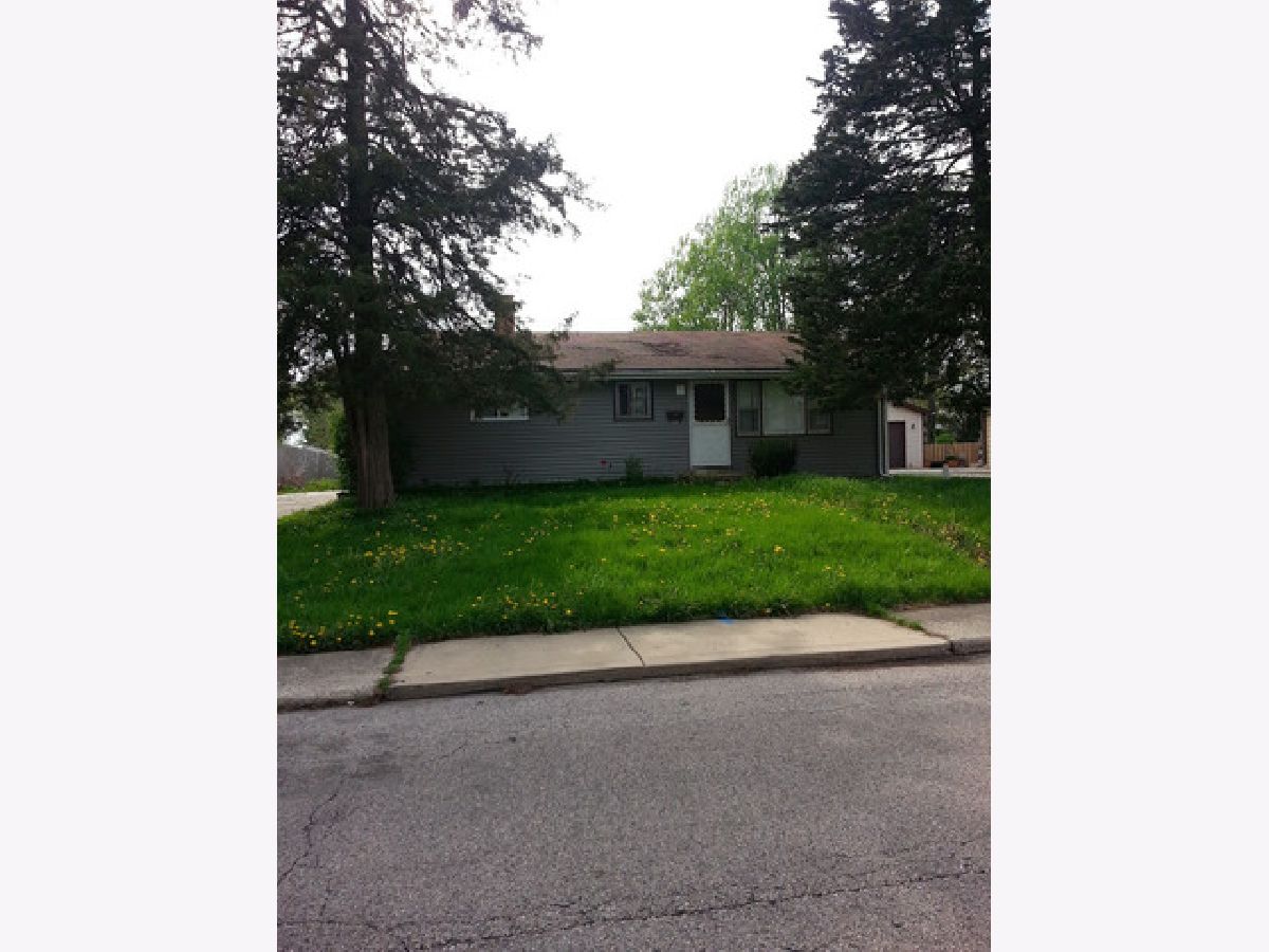 Homes Rented Meadowdale Carpentersville Illinois, 1126 Denver