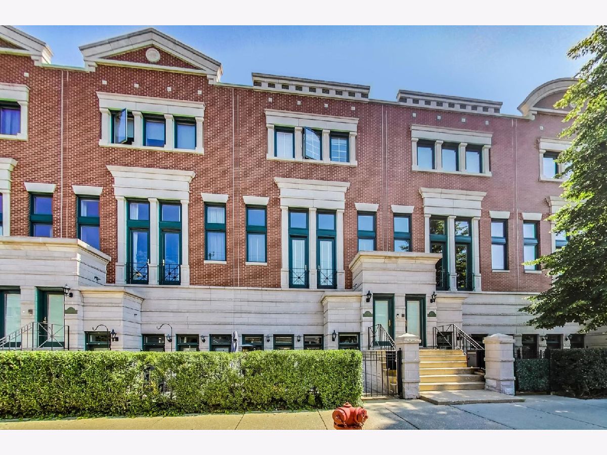 Townhomes Sold The Pointe Chicago Illinois, 2017 Lincoln