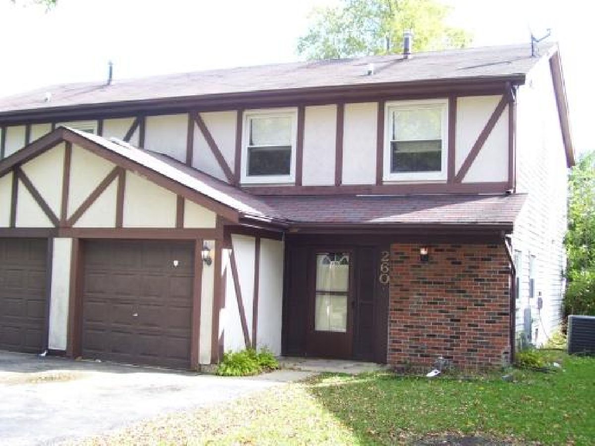 Townhomes Rented Country Manor Bolingbrook Illinois, 260 Juniper
