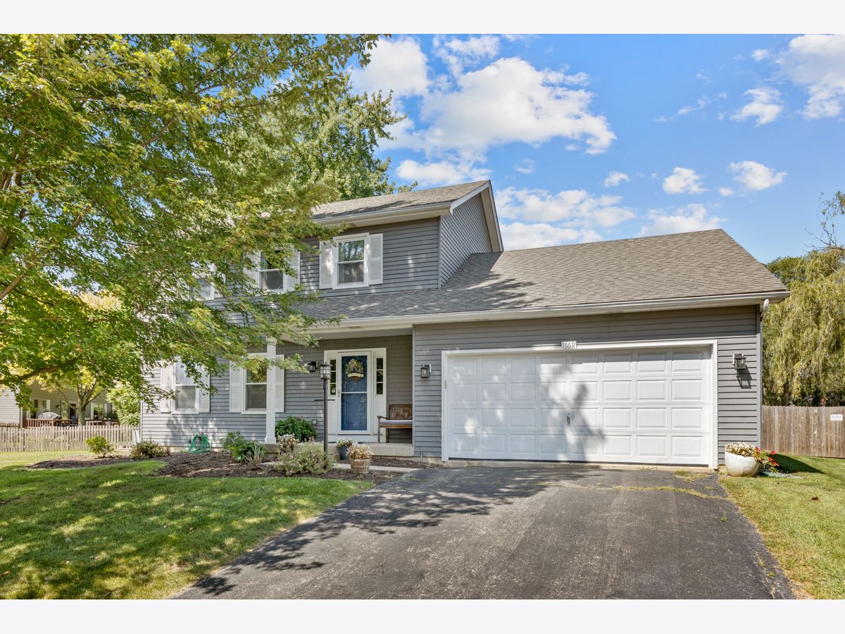 Homes Sold Kensington Lakes Aurora Illinois, 1169 Newcastle