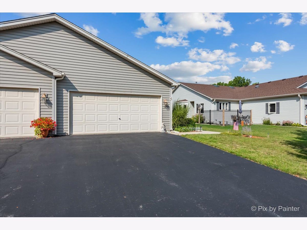 Condos & Townhomes Sold Silver Trail North Aurora Illinois, 24 Juniper