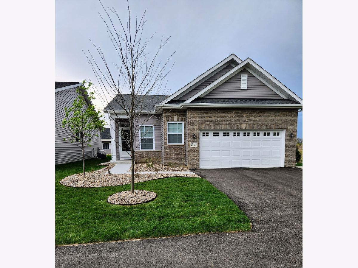 Townhomes & Homes Sold Keating Pointe Channahon Illinois, 27315 Macura