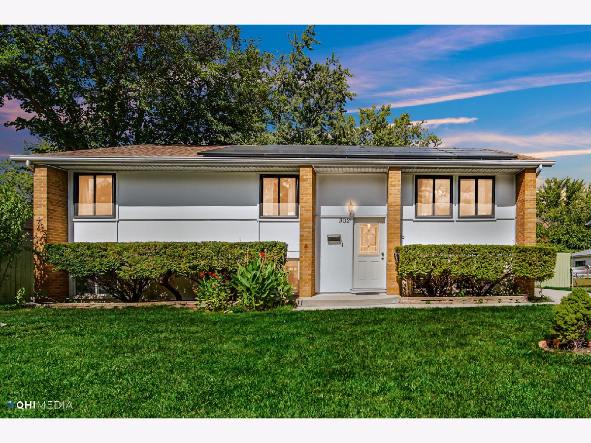 Homes & Townhomes Rented Woodland Heights Streamwood Illinois, 302 Audubon
