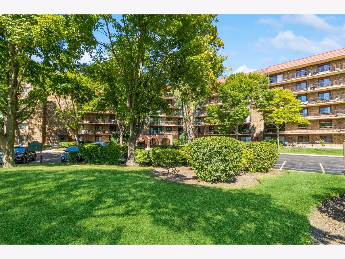 Condominiums Sold Baybrook Palatine Illinois, 35 Baybrook