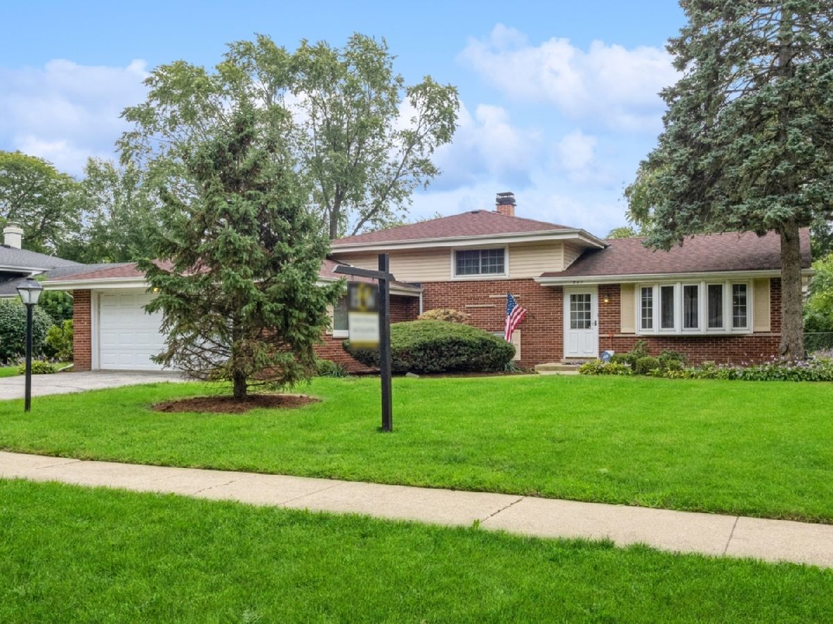 Homes Sold Pinehurst Manor Palatine Illinois, 927 Holly