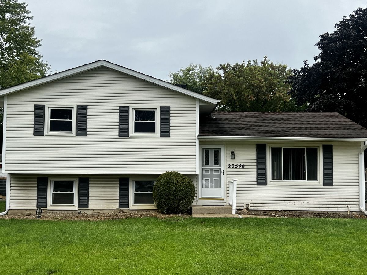 Homes Rented Horatio Gardens Prairie View Illinois, 20540 Elizabeth