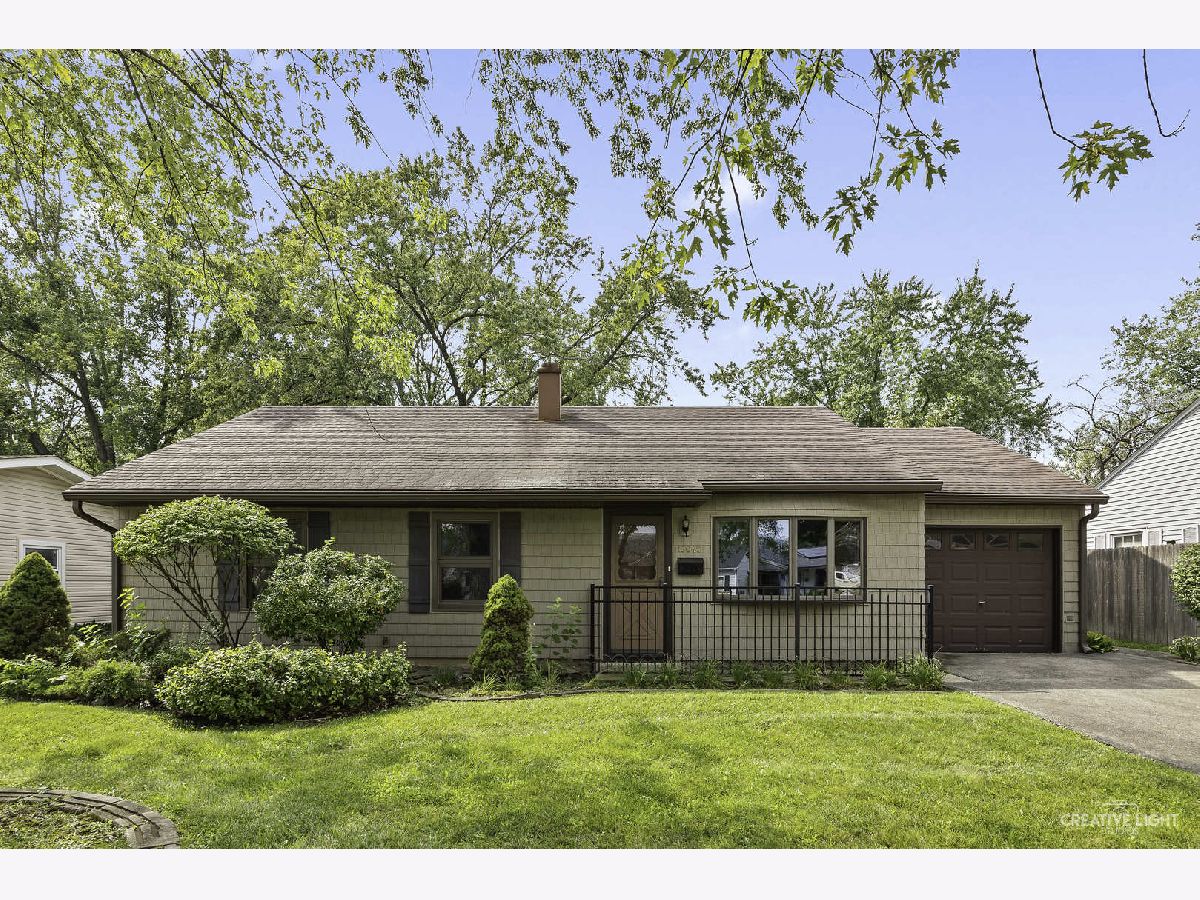 Homes Sold Orland Hills Gardens Orland Park Illinois, 15042 Holiday
