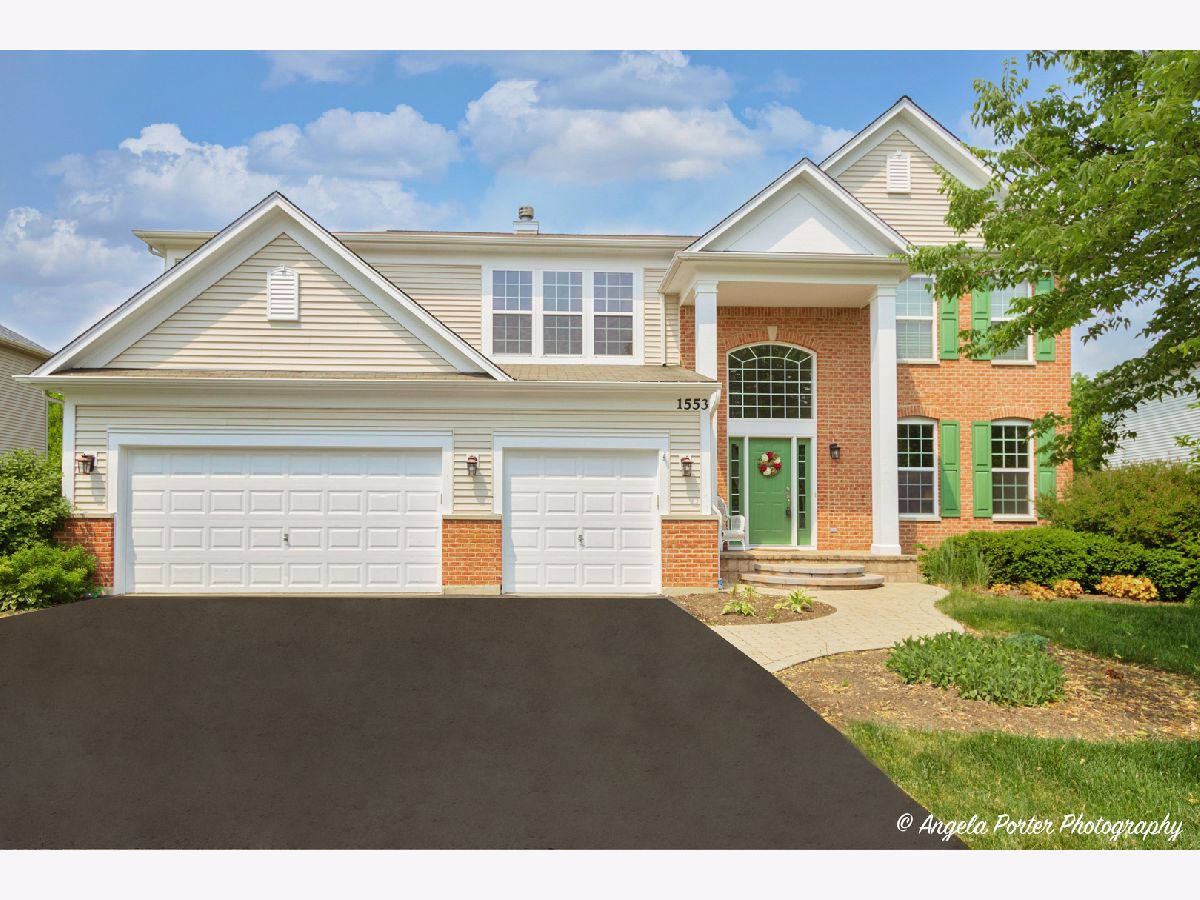 Homes Sold Hampton Reserve Mundelein Illinois, 1553 Hazelnut Crossing