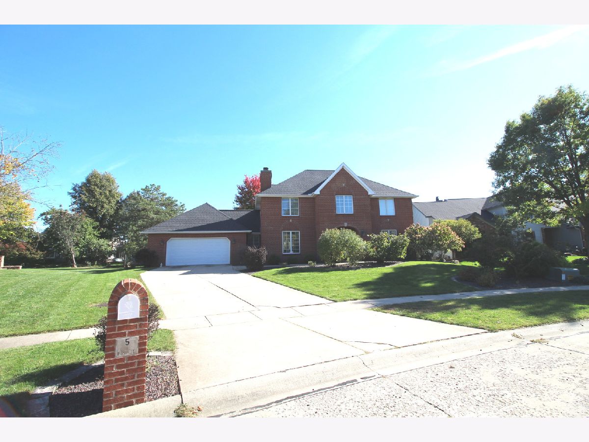 Homes & Condos & Townhomes Sold Northpoint Bloomington Illinois, 5 Gulf Pointe