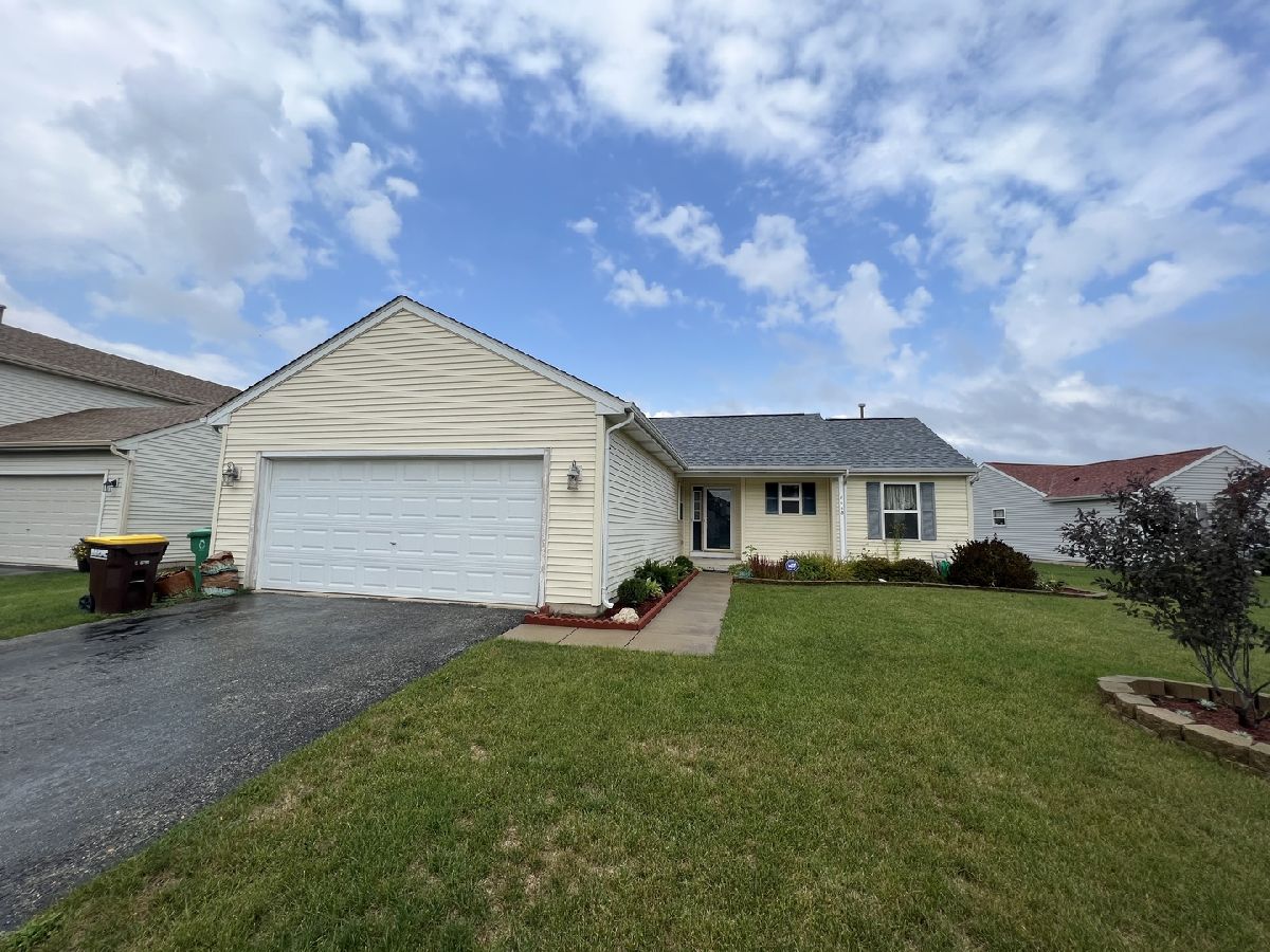 Homes & Townhomes Sold Shadow Creek Harvard Illinois, 805 Rose