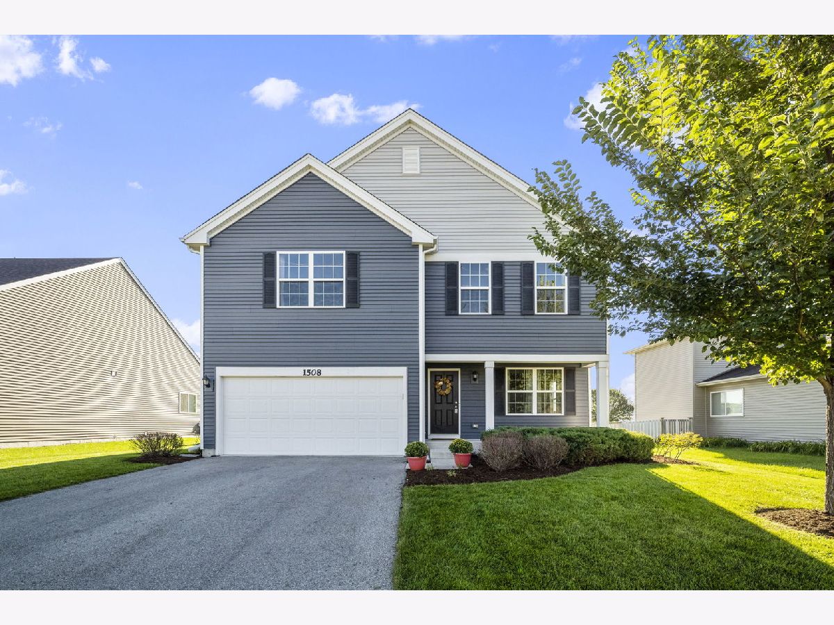 Homes Sold Fall Creek Joliet Illinois, 1508 Staghorn