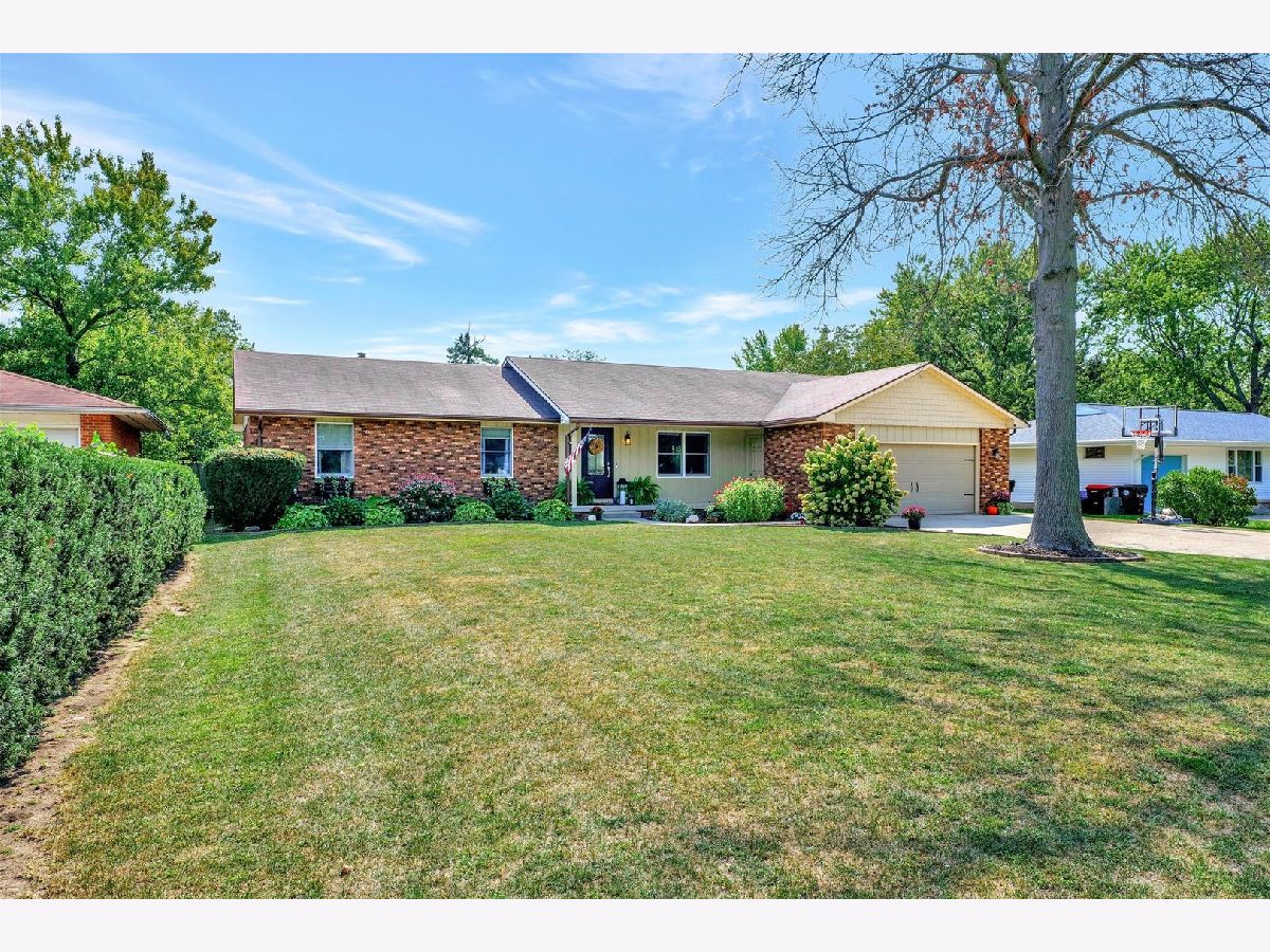 Homes & Condos & Townhomes Sold Broadmeadow Rantoul Illinois, 413 Champaign