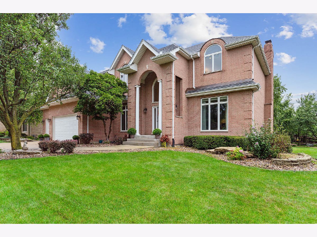 Homes Sold Castlewood Estates Lemont Illinois, 1273 Camelot