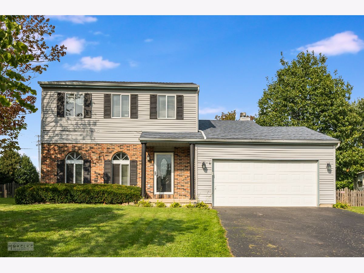 Homes Sold Shore Heights Oswego Illinois, 122 Rick