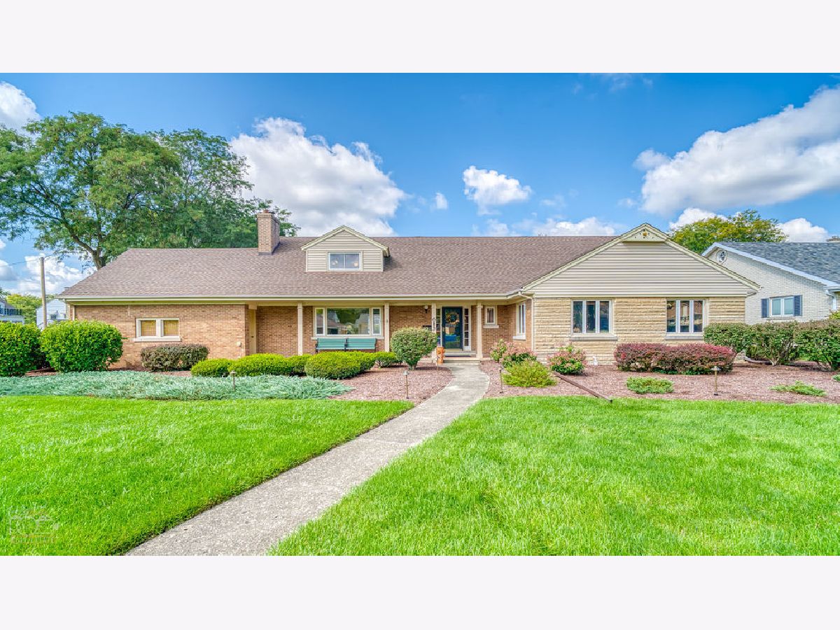 Homes Sold Luellyn Acres Joliet Illinois, 613 Catherine