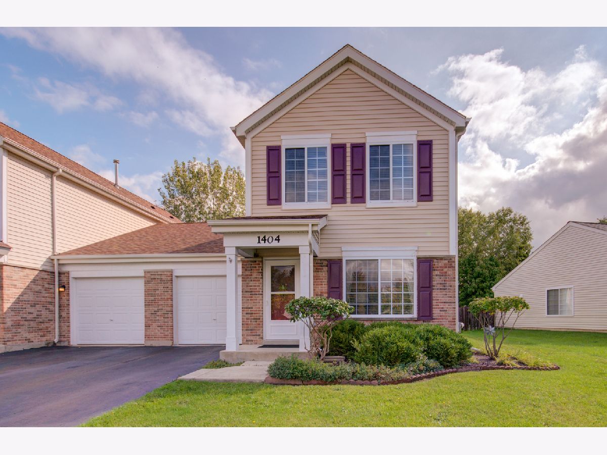 Townhomes & Homes Sold Summerfield Minooka Illinois, 1404 Kettleson