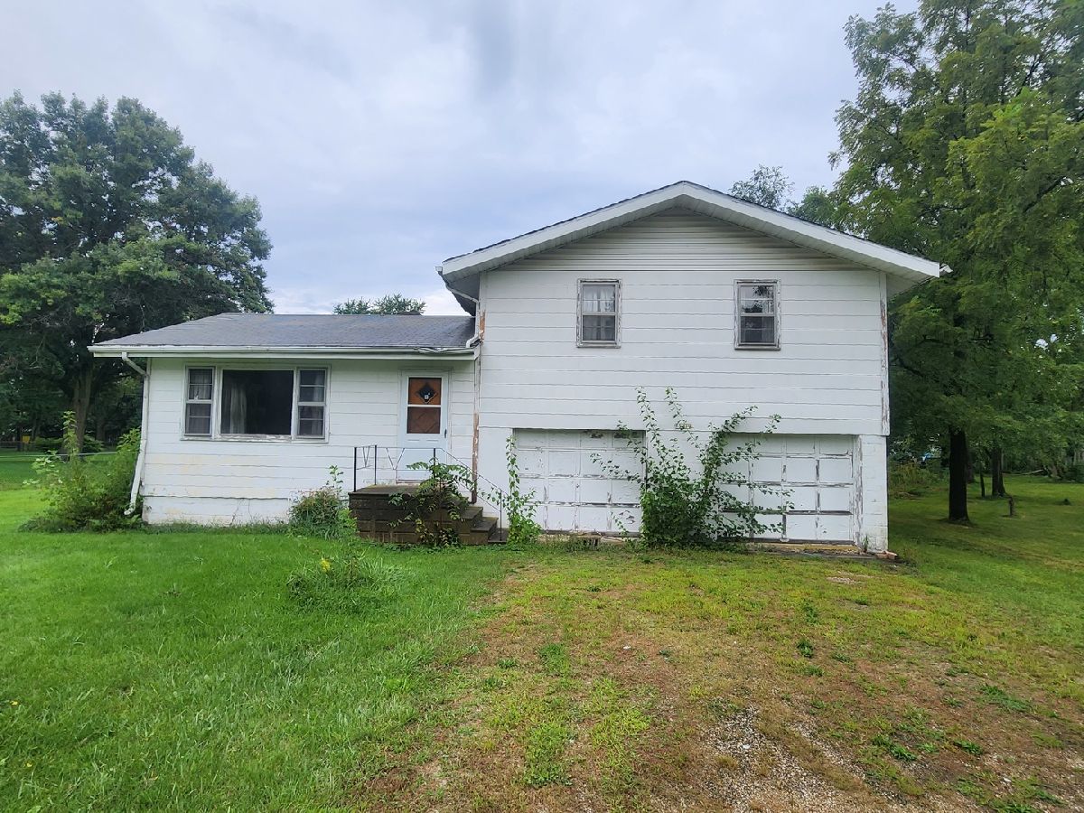  Sold Eola Illinois, 6S230 4th
