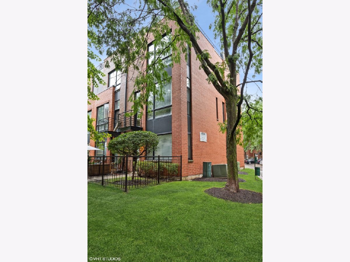 Townhomes & Homes Sold Riverwalk Chicago Illinois, 2331 George