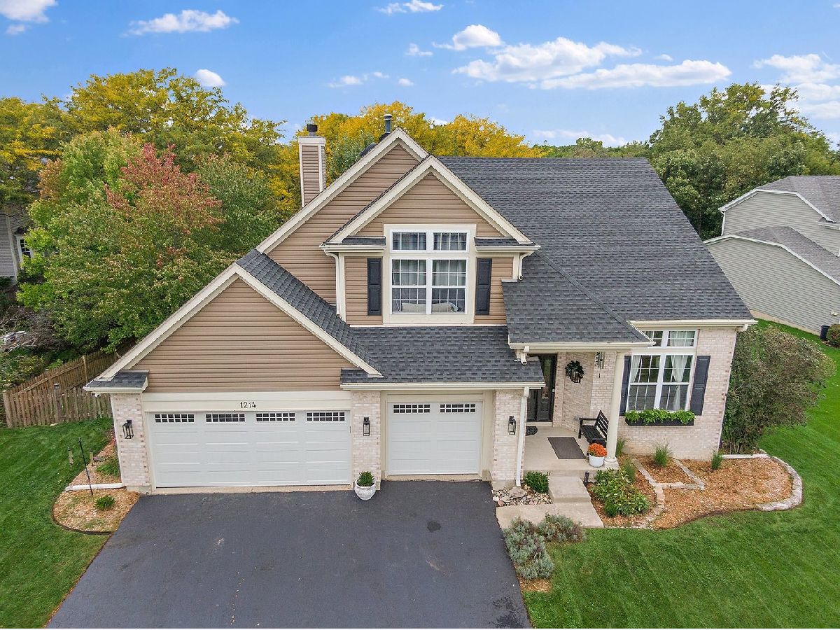 Homes Sold Apple Country Wauconda Illinois, 1214 Cortland