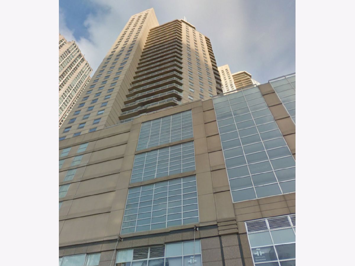 Condominiums Rented Grand Plaza Chicago Illinois, 545 Dearborn