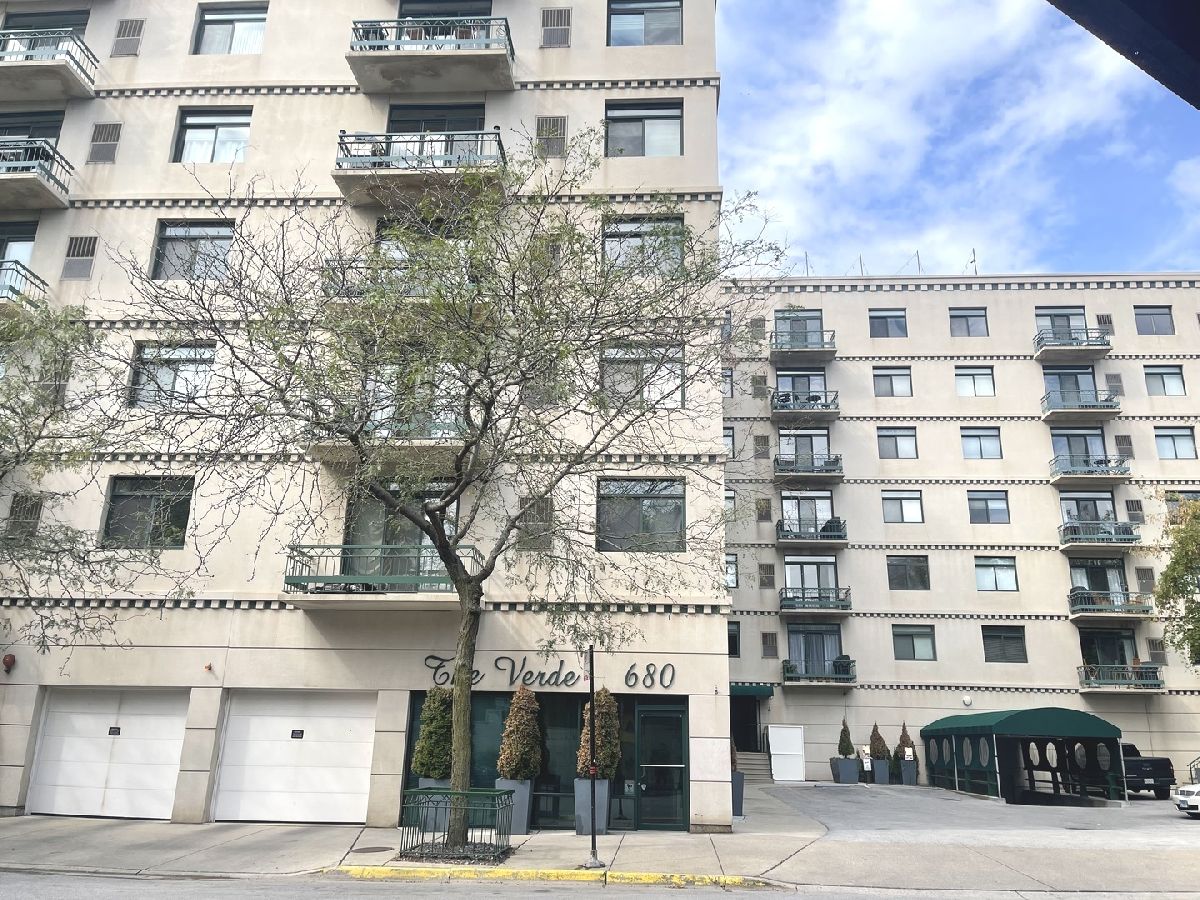 Condominiums Sold The Verde Chicago Illinois, 680 Green
