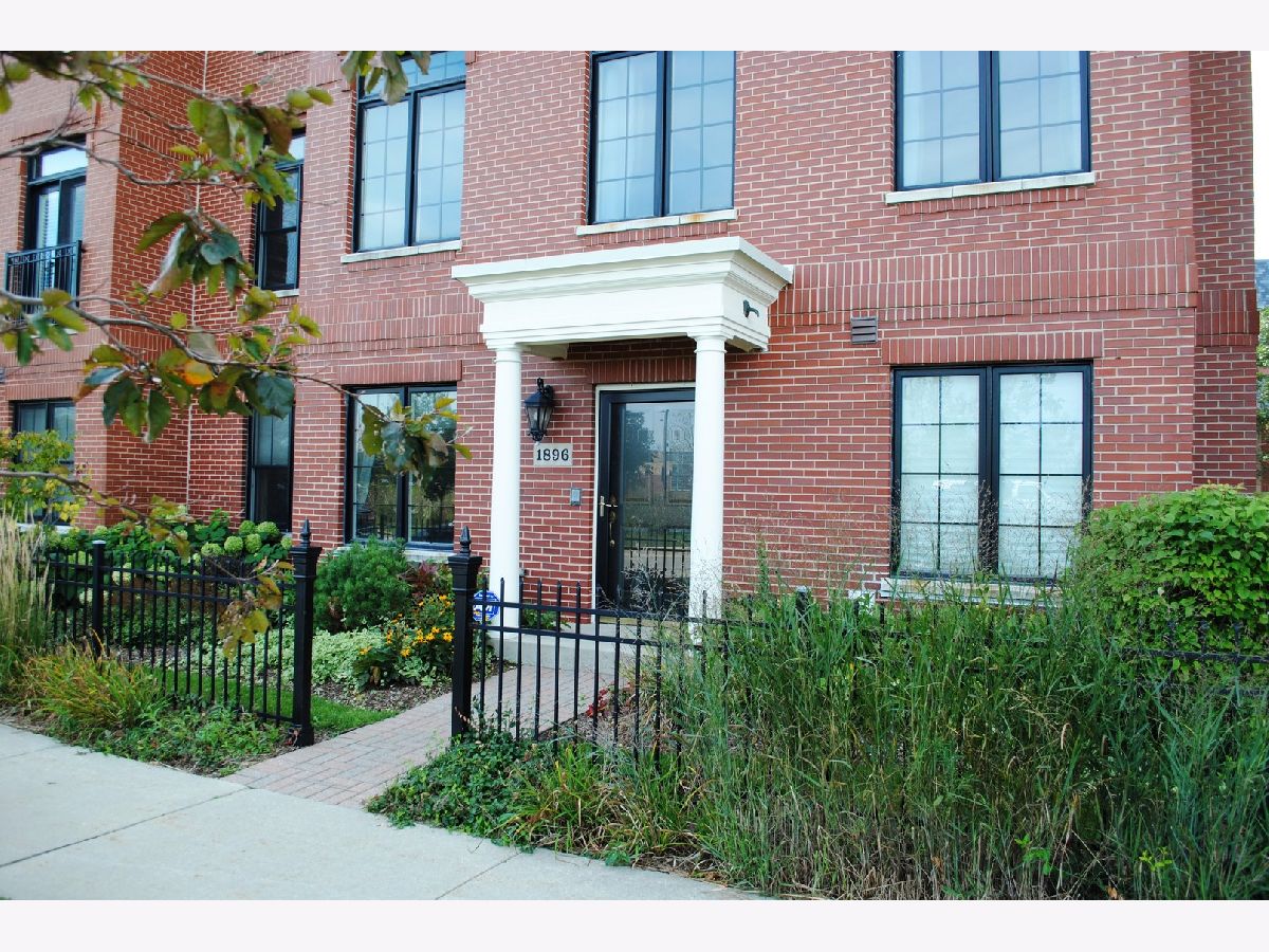 Homes & Townhomes & Condos Rented The Glen Glenview Illinois, 1896 Patriot