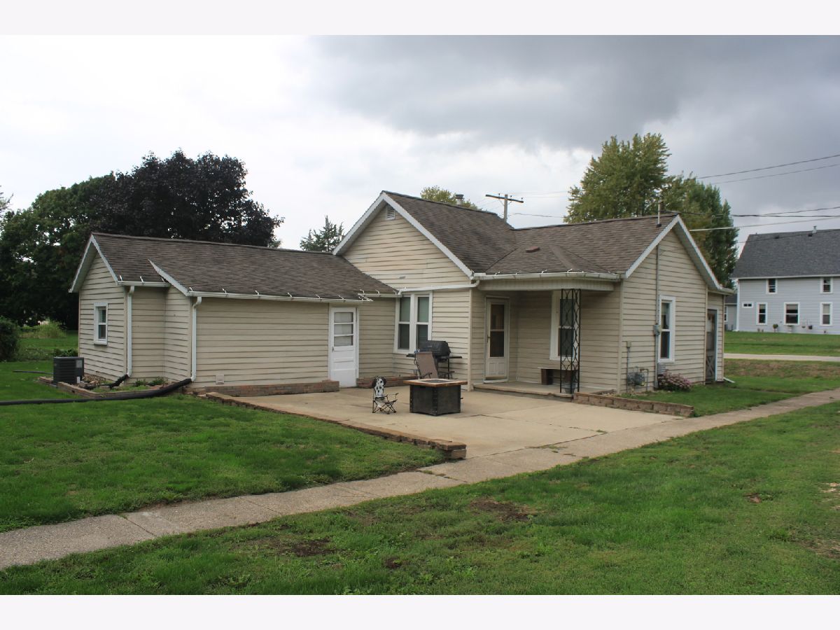  Sold Albany Illinois, 302 3rd