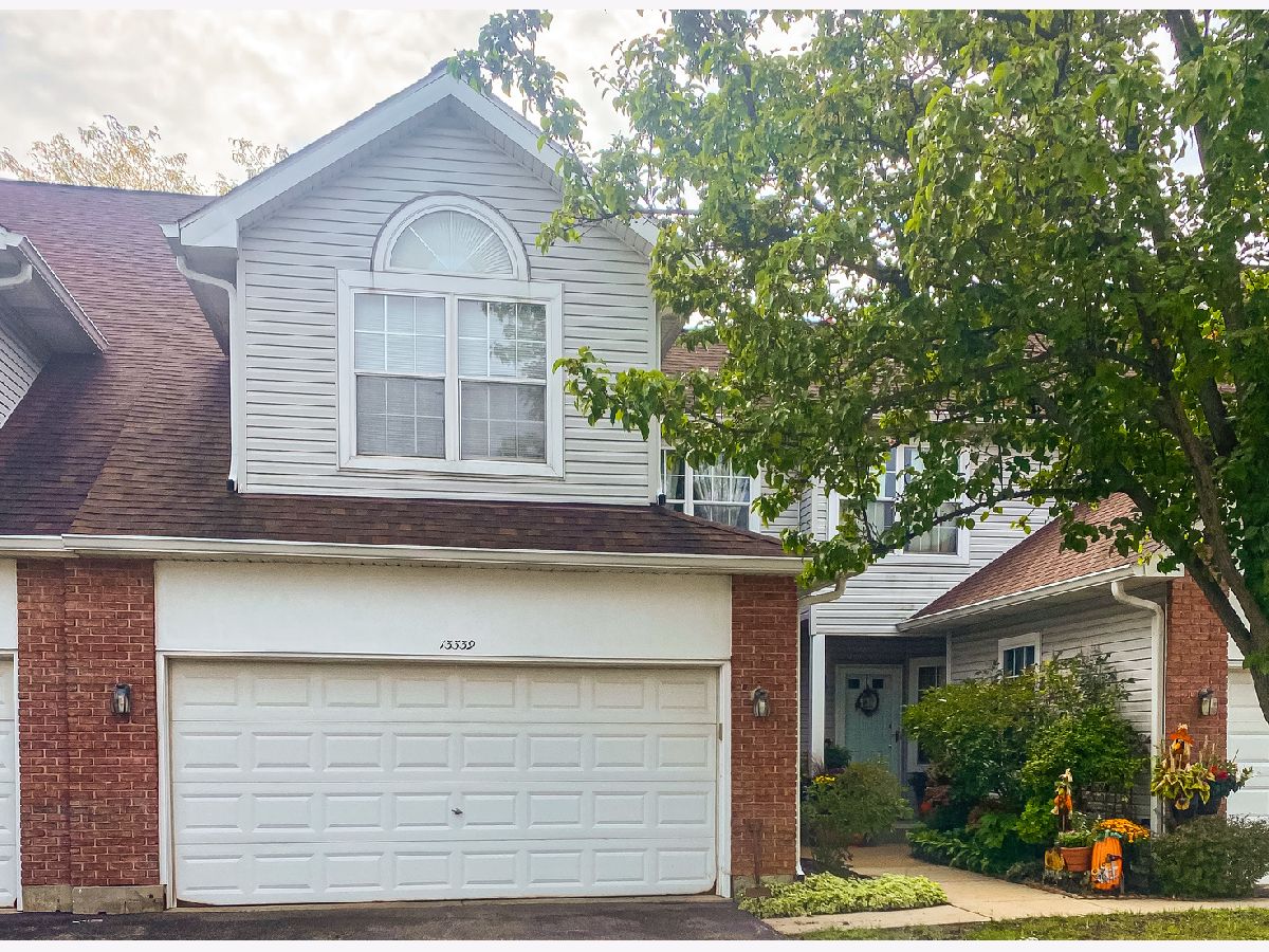 Townhomes & Condos Sold Whispering Lake Lake Bluff Illinois, 13339 Heiden