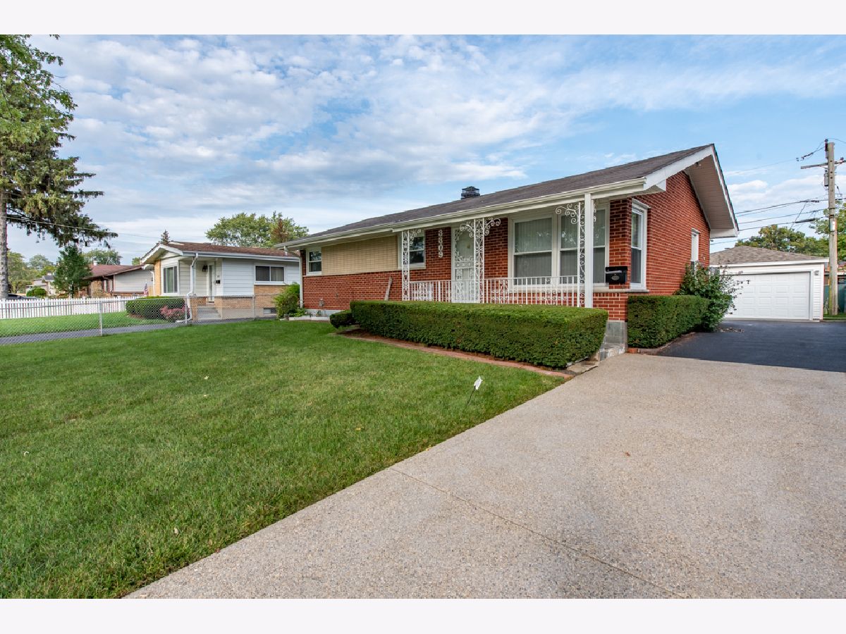 Homes Sold Castle Crest Waukegan Illinois, 3309 Stonegate