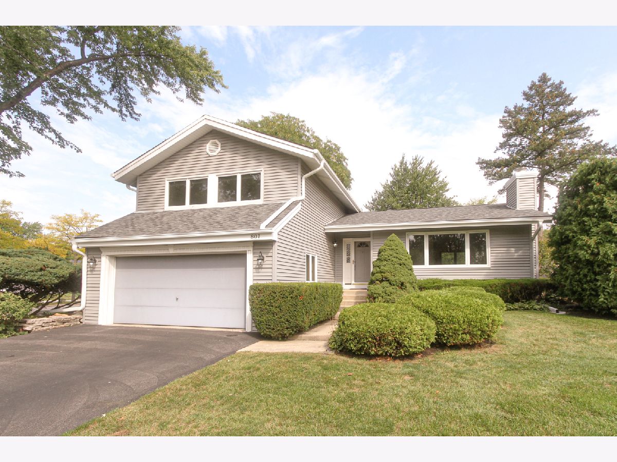Homes Sold Countryside West Lake Zurich Illinois, 801 Woodbine