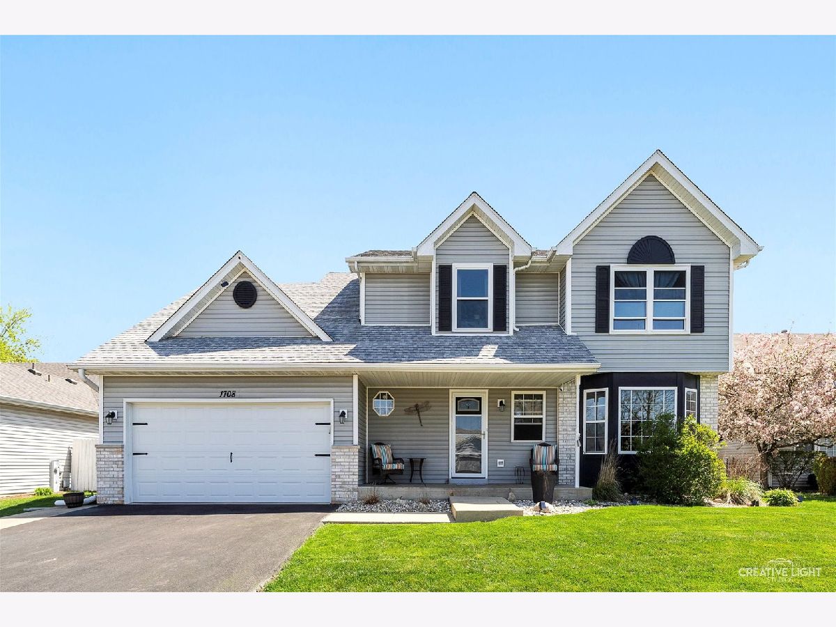 Homes & Condos & Townhomes Sold Wexford East Joliet Illinois, 1708 Foxfield
