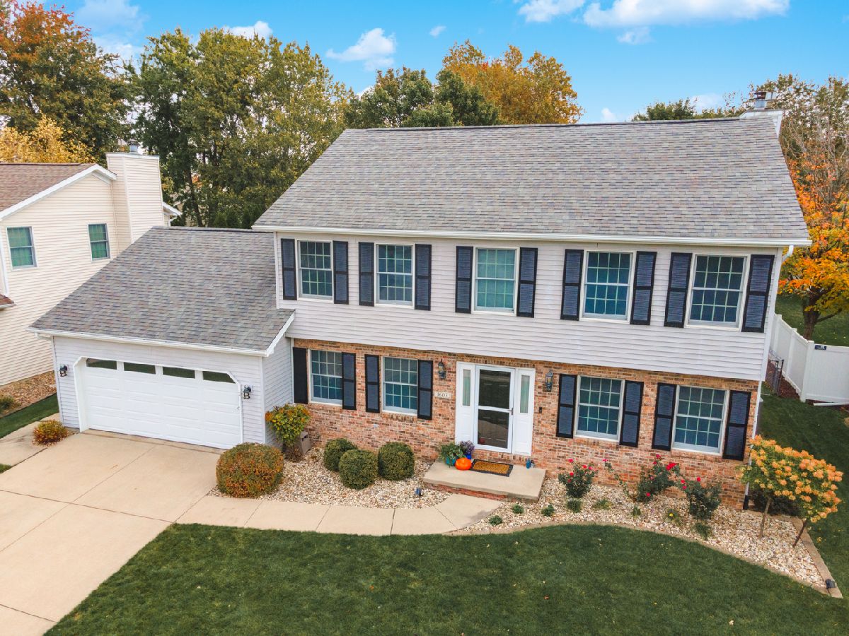 Condos & Townhomes & Homes Sold Midlands Bloomington Illinois, 1605 Espey