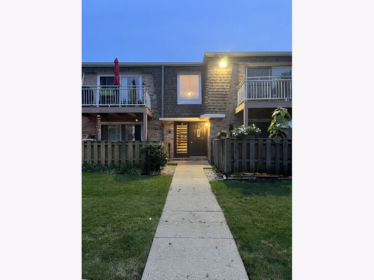 Condominiums Rented Kings Walk Rolling Meadows Illinois, 4619 Kings Walk